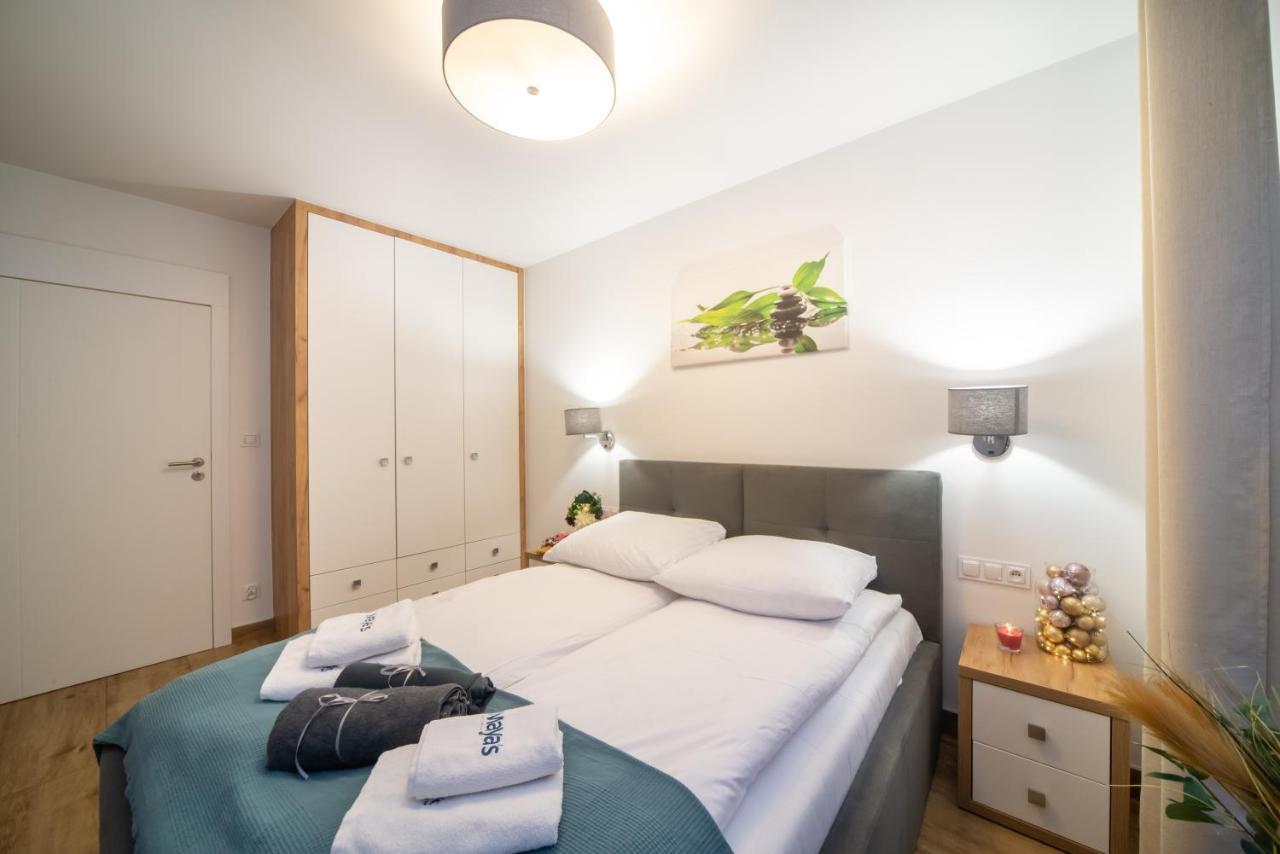Maya'S Flats & Resorts 74 - Swietej Barbary Gdańsk Kültér fotó